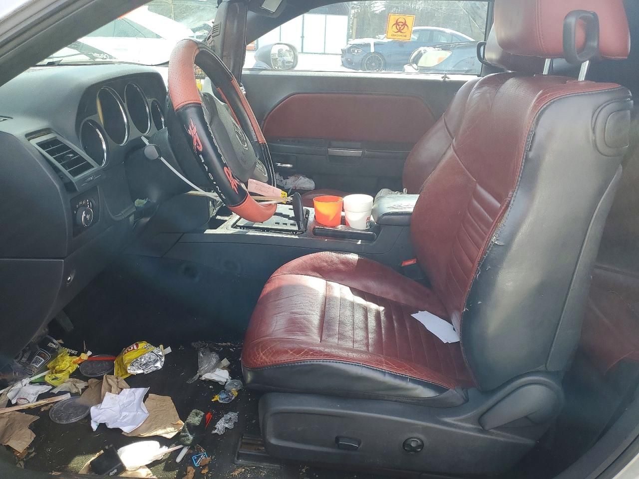 2013 Dodge Challenger sxt