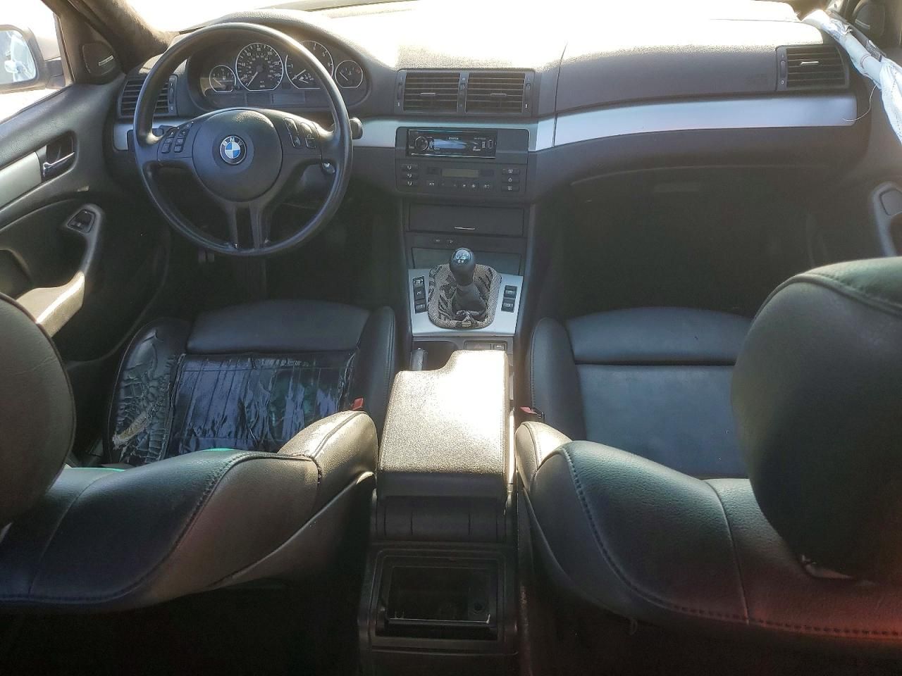 2003 BMW 330 i