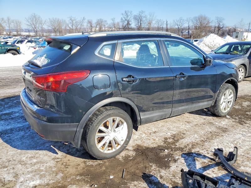 2017 Niss Rogue Sport s