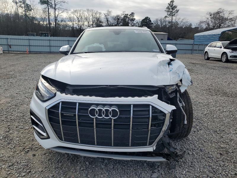 2022 Audi Q5 Premium Plus 40