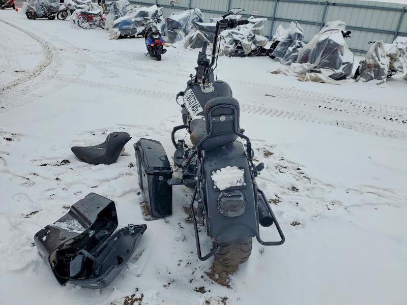 2016 Harley-Davidson Flstfbs