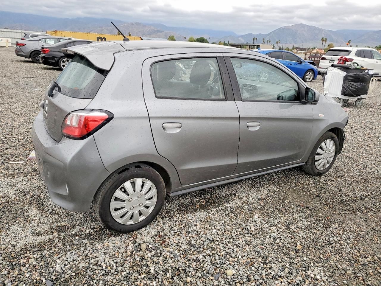 2021 Mitsubishi Mirage es