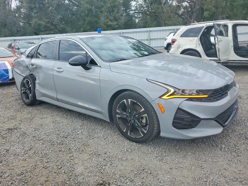 2022 KIA K5 gt Line