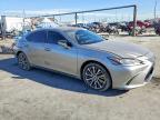 2019 Lexus ES