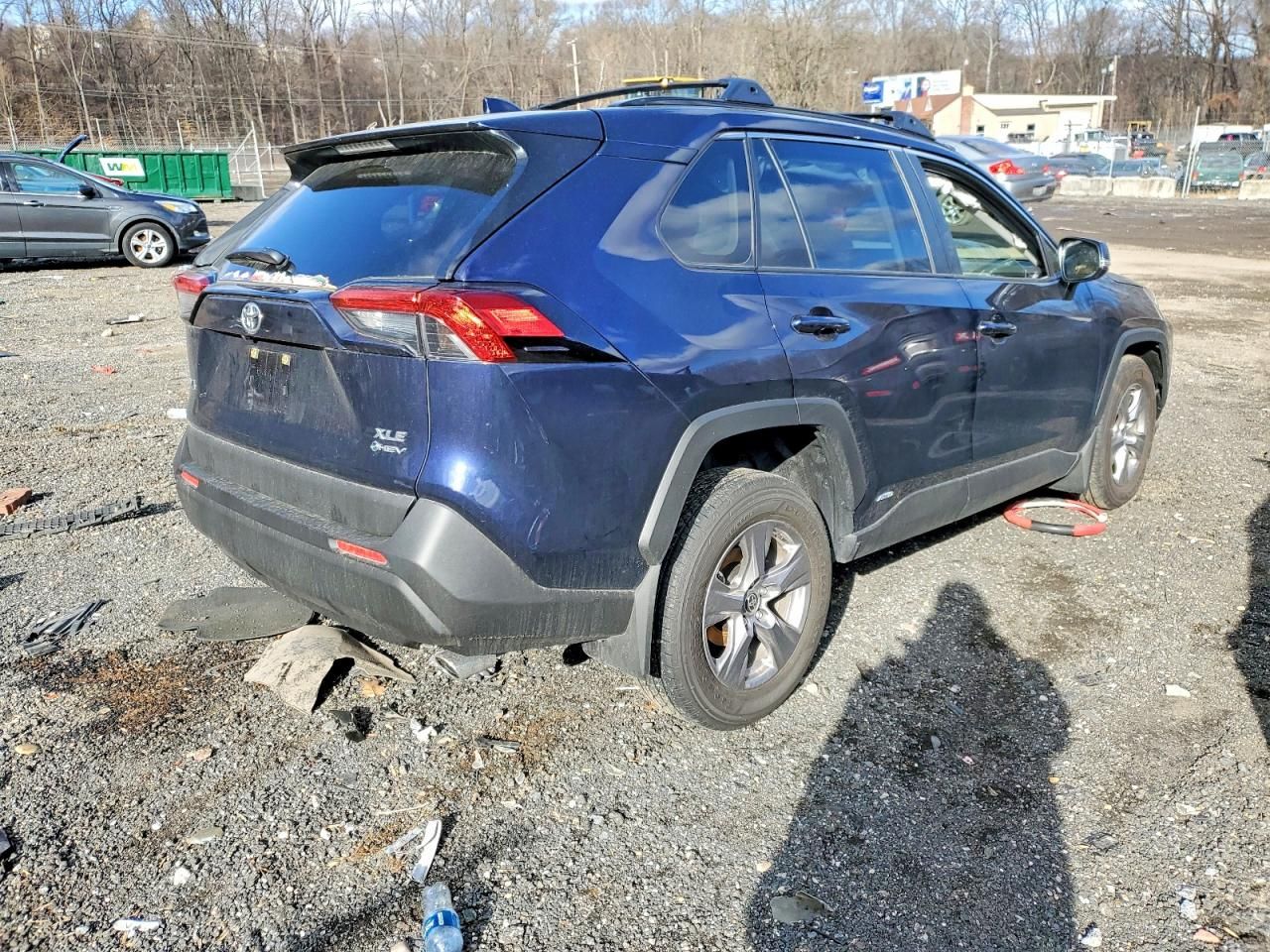 2025 Toyota Rav4 xle