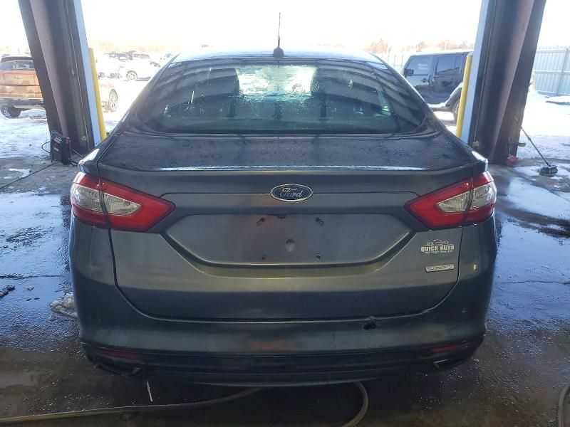 2016 Ford Fusion se
