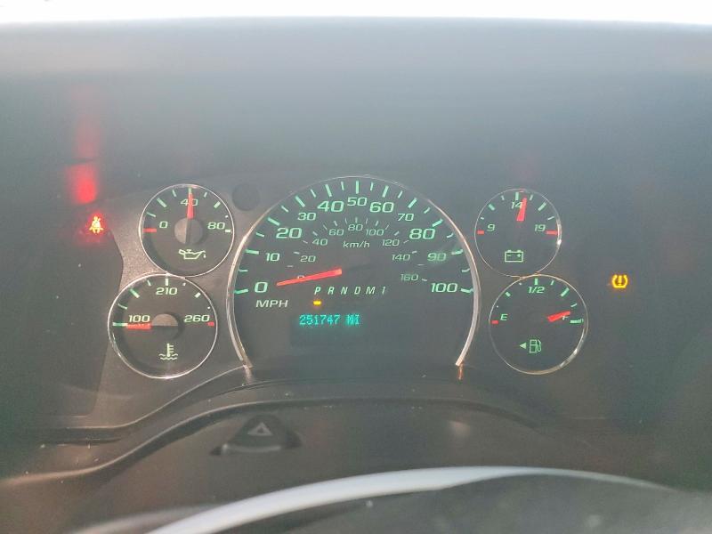 2016 Chevrolet Express Refrigerated BOX Truck