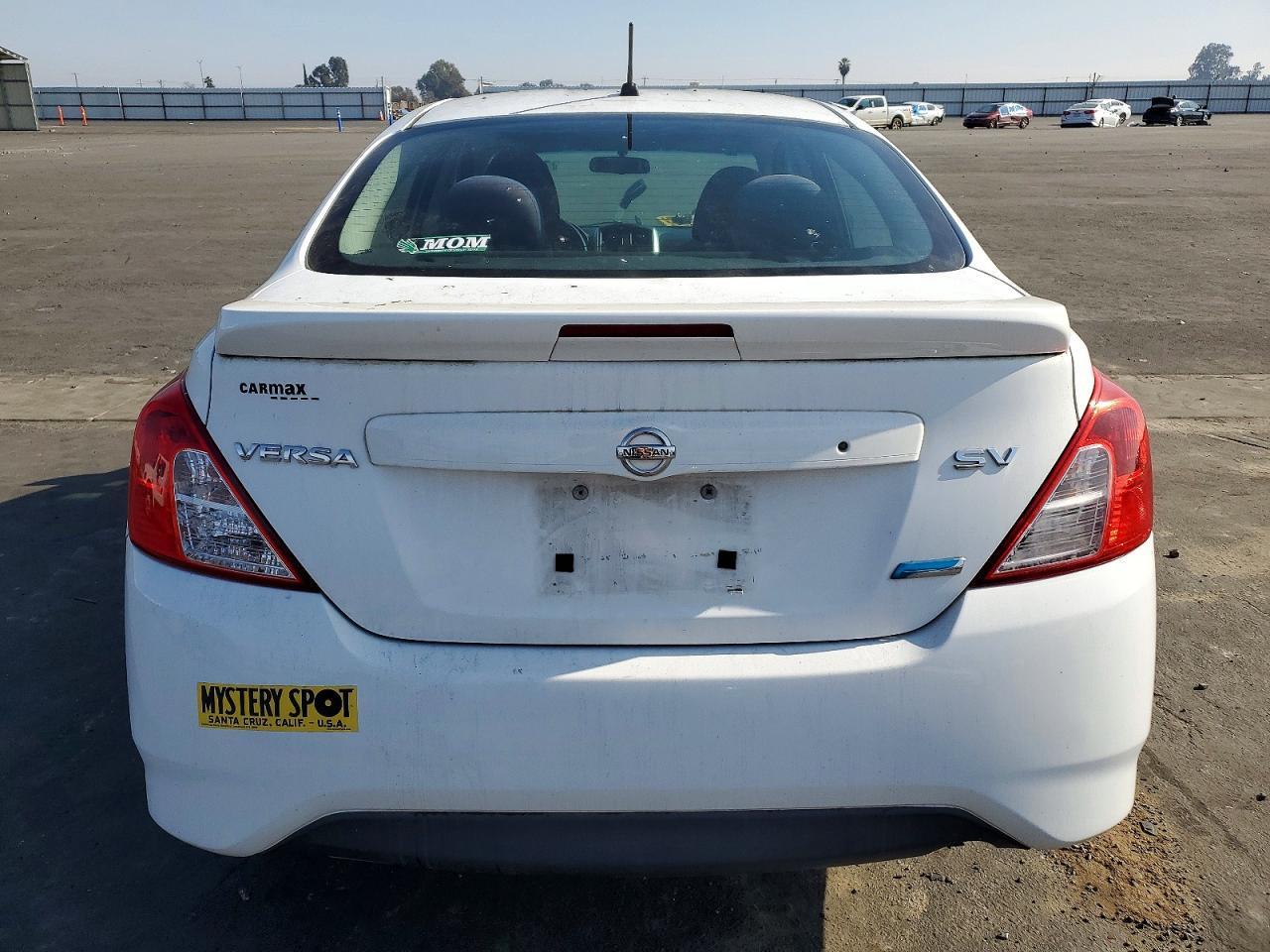 2015 Nissan Versa s
