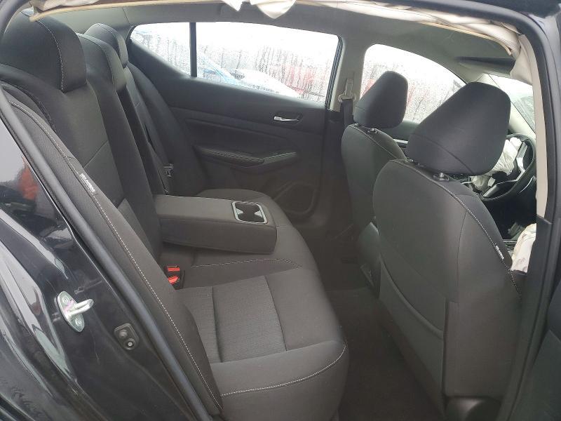 2022 Nissan Altima sv
