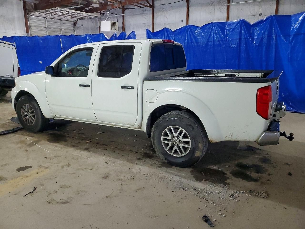 2016 Nissan Frontier s