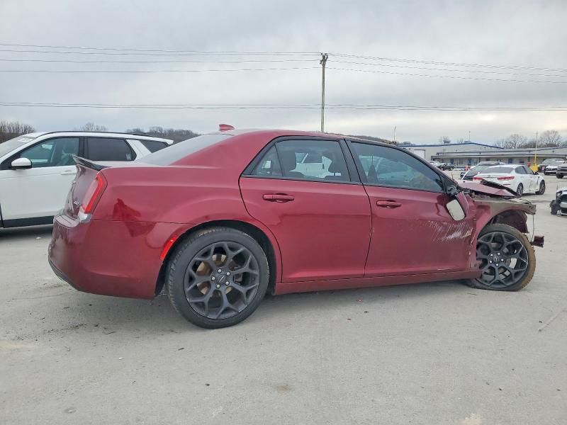 2019 Chrysler 300 s