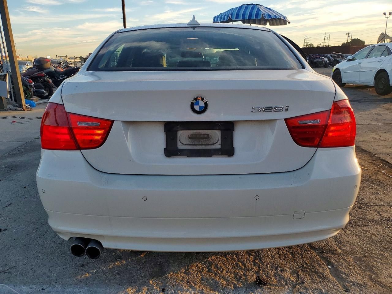 2009 BMW 328 i