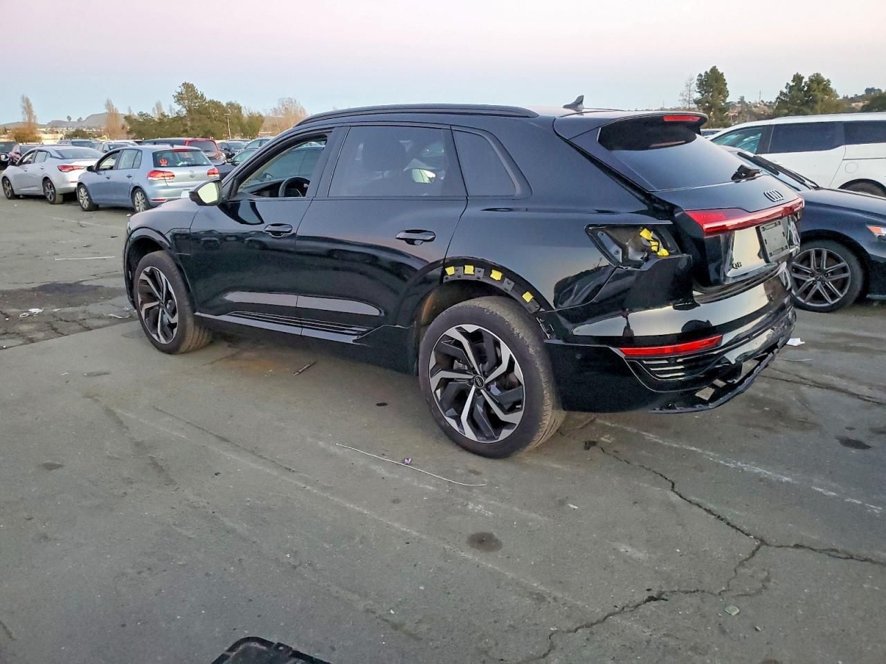 2024 Audi Q8 E-tron Premium Plus