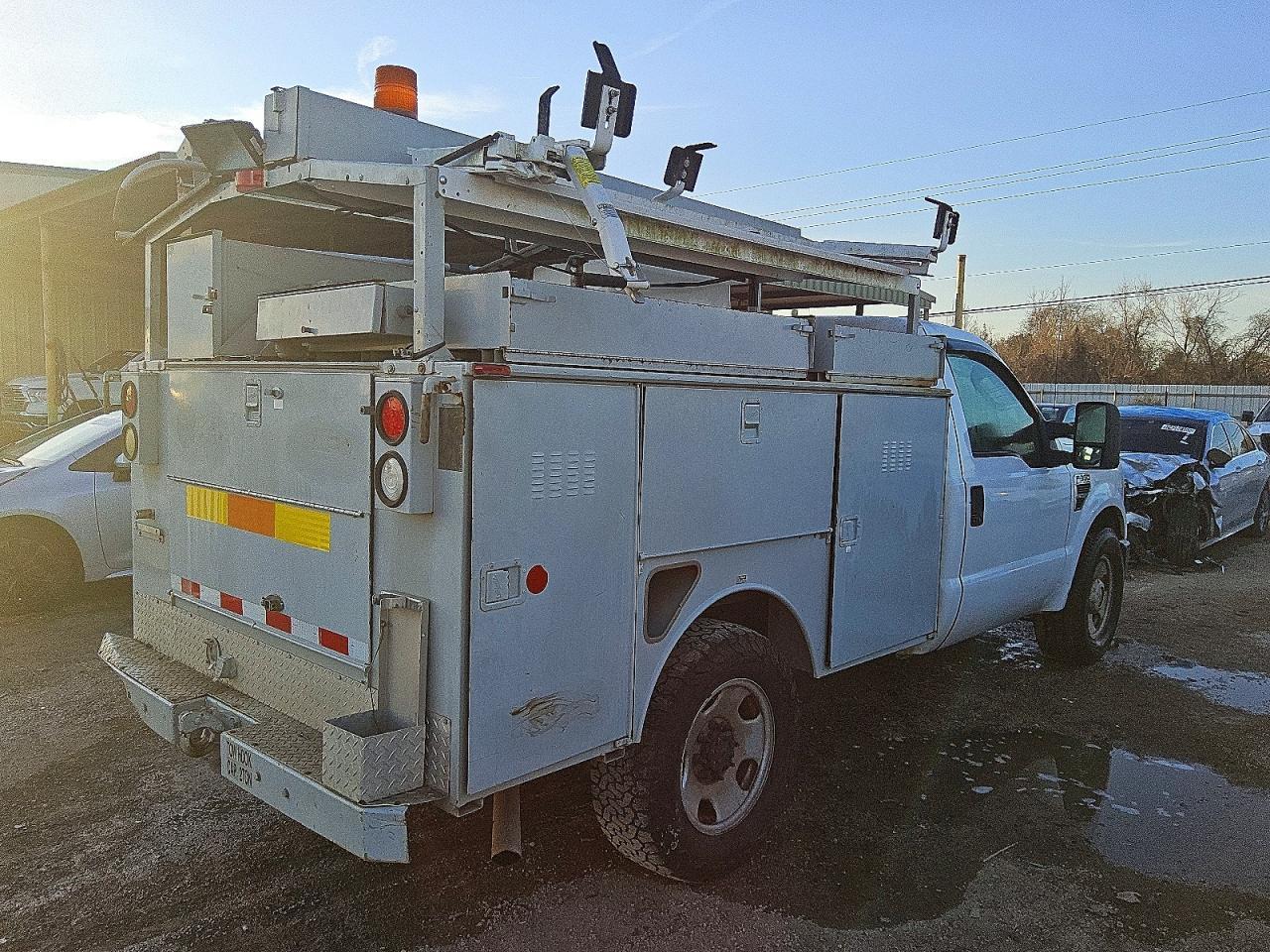 2008 Ford F350 SRW Super Duty Utility / Service Truck