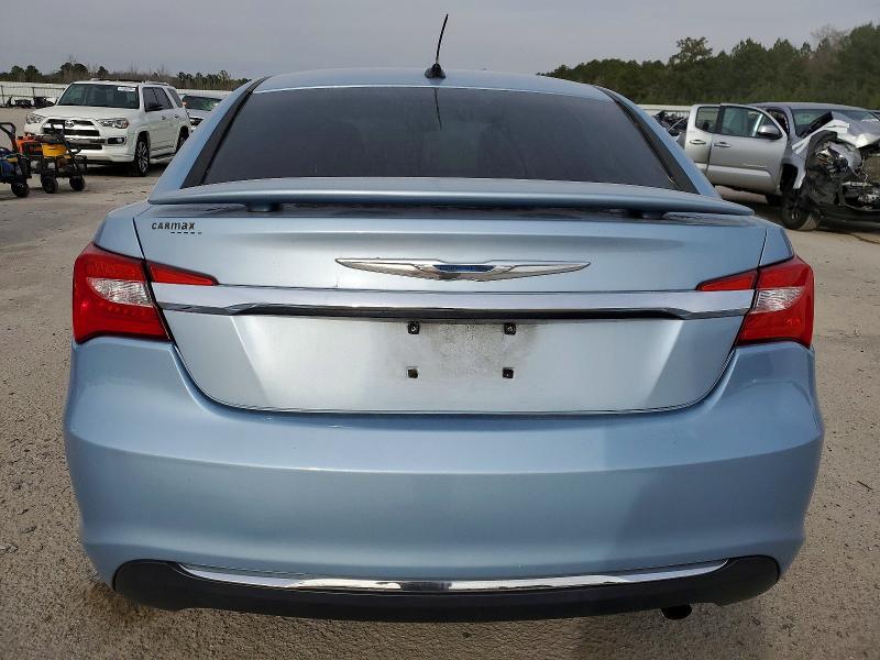 2014 Chrysler 200 lx