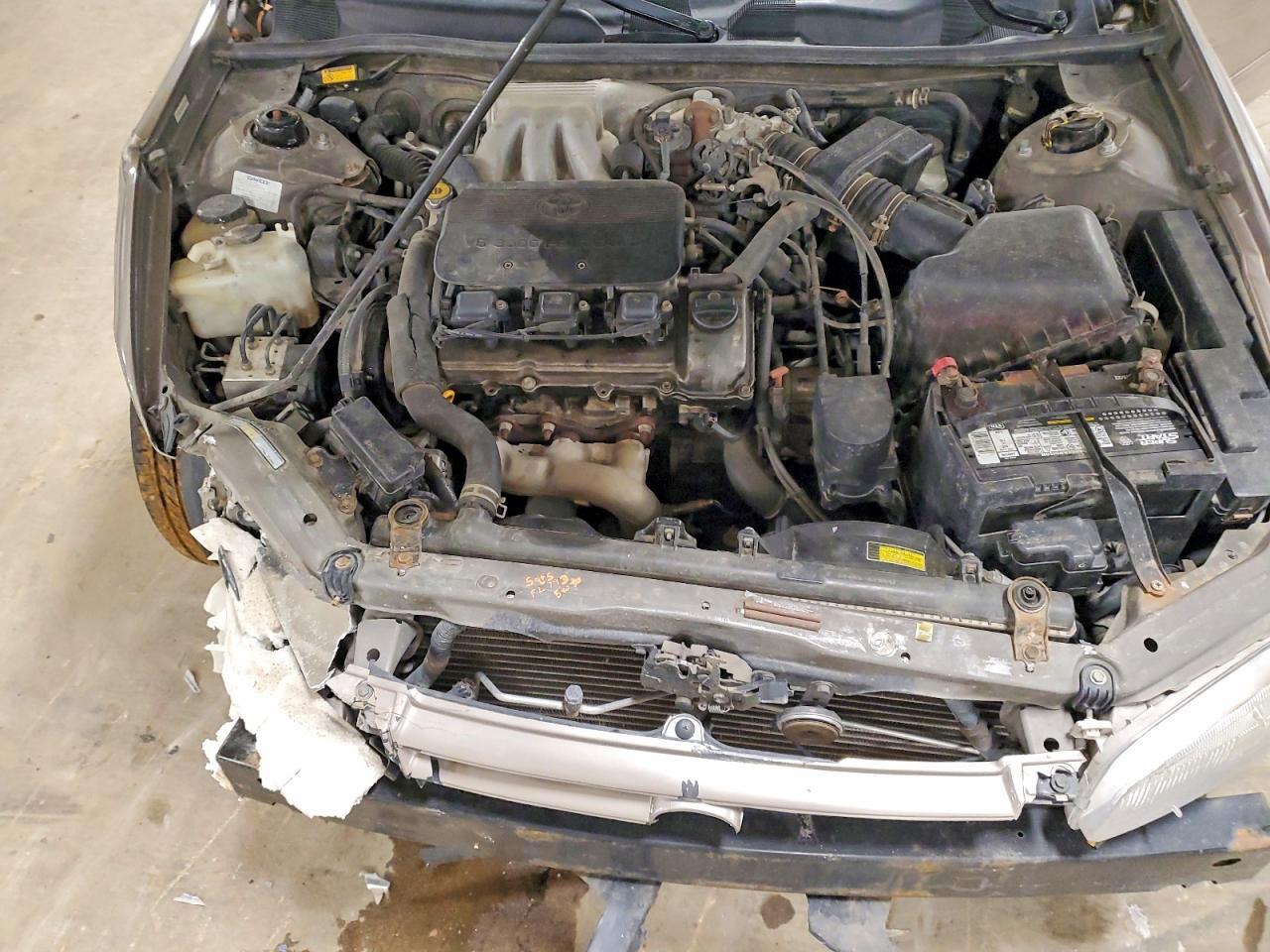 1999 Toyota Camry le