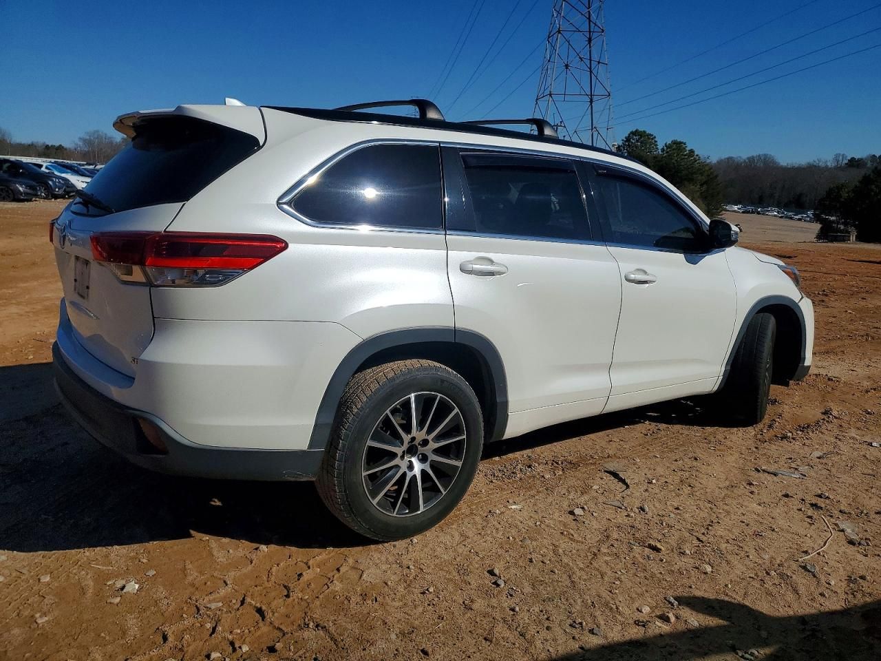 2018 Toyota Highlander se