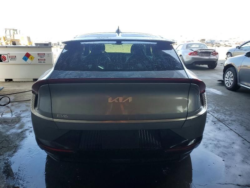 2023 KIA EV6 Light