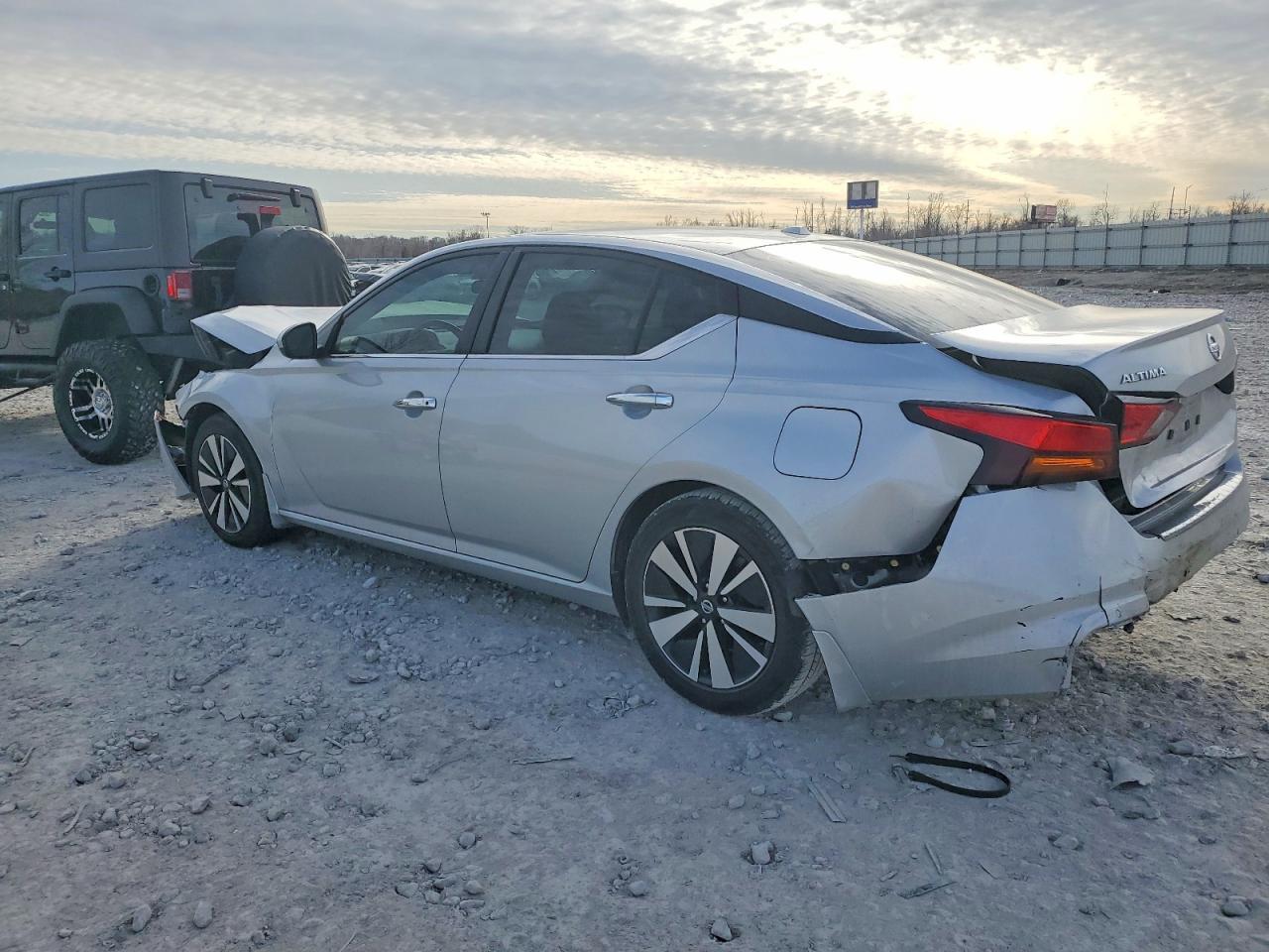 2022 Nissan Altima sv