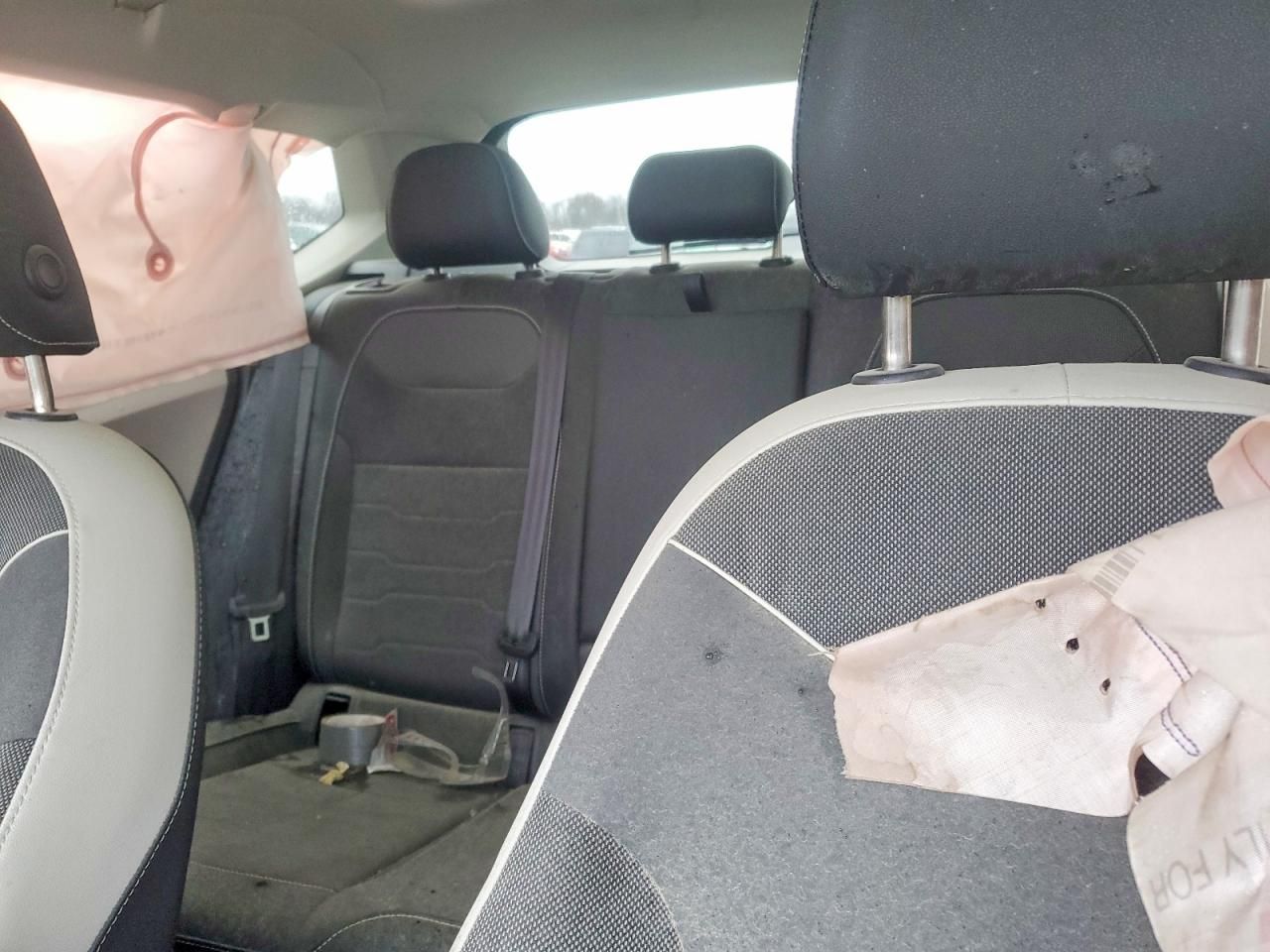 2025 Volkswagen Taos se