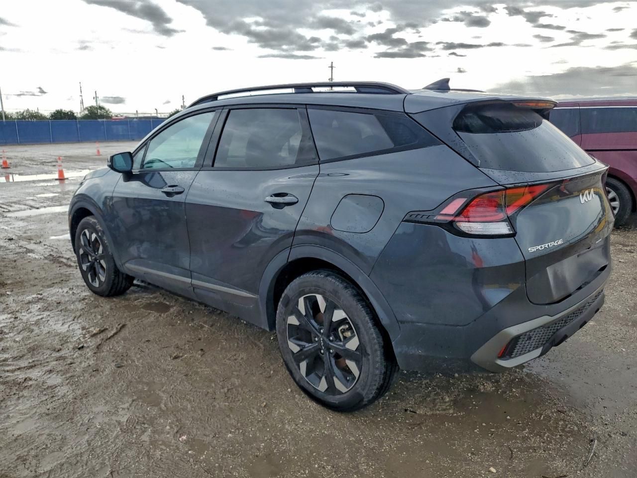 2023 KIA Sportage x Line