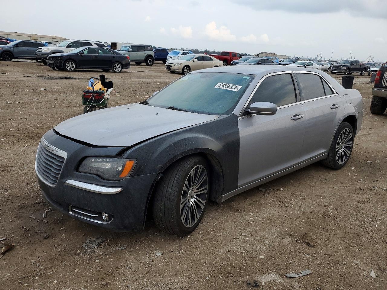 2014 Chrysler 300 s