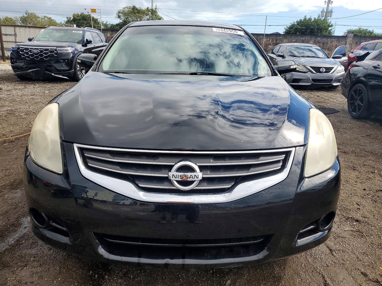 2012 Nissan Altima Base