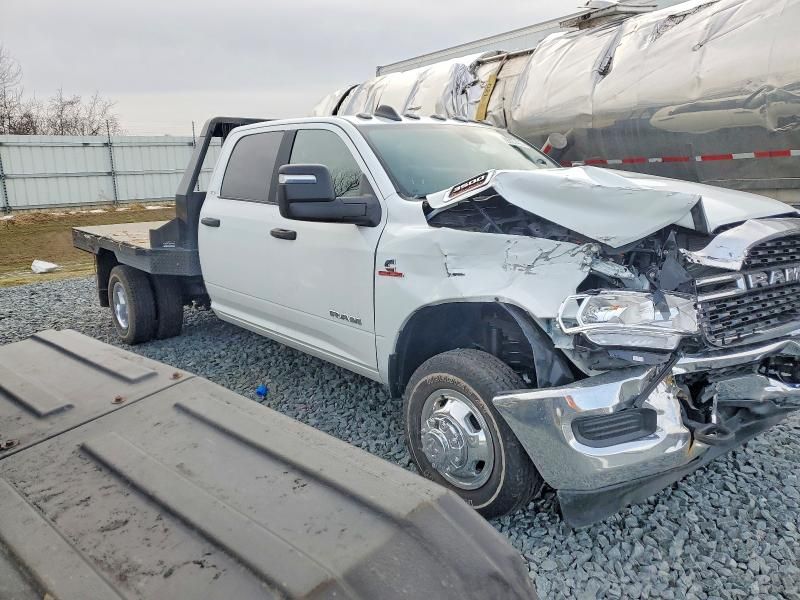 2024 Dodge RAM 3500 Flatbed Truck