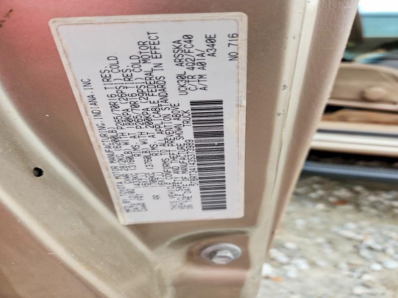 2003 Toyota Tundra Access cab SR5