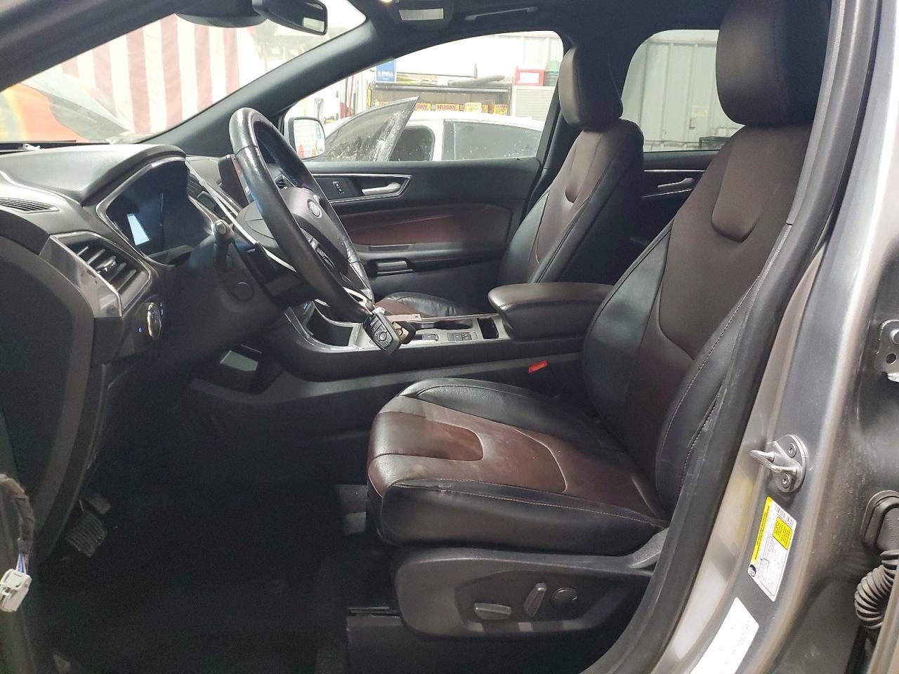 2021 Ford Edge Titanium