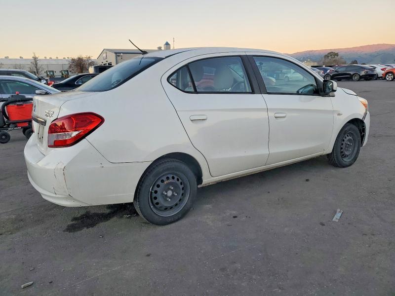 2017 Mitsubishi Mirage G4 es