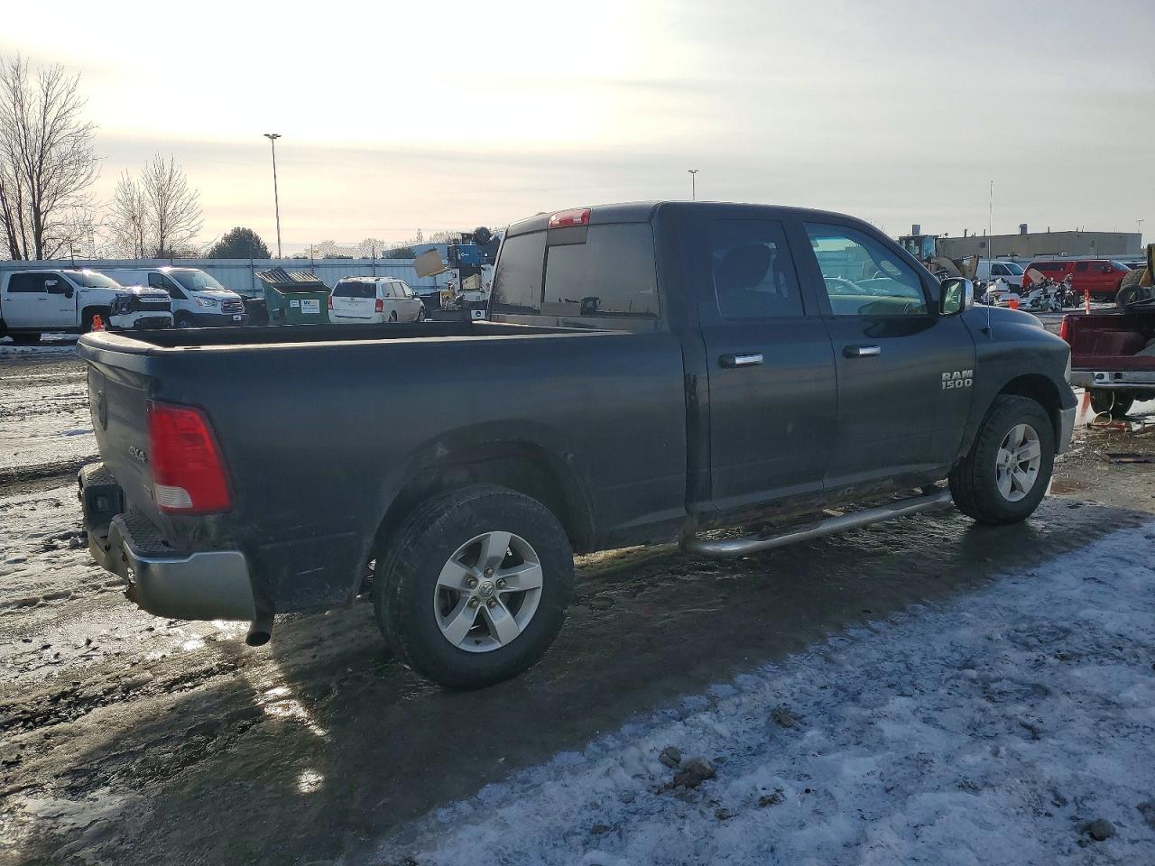 2013 Dodge Ram 1500 slt
