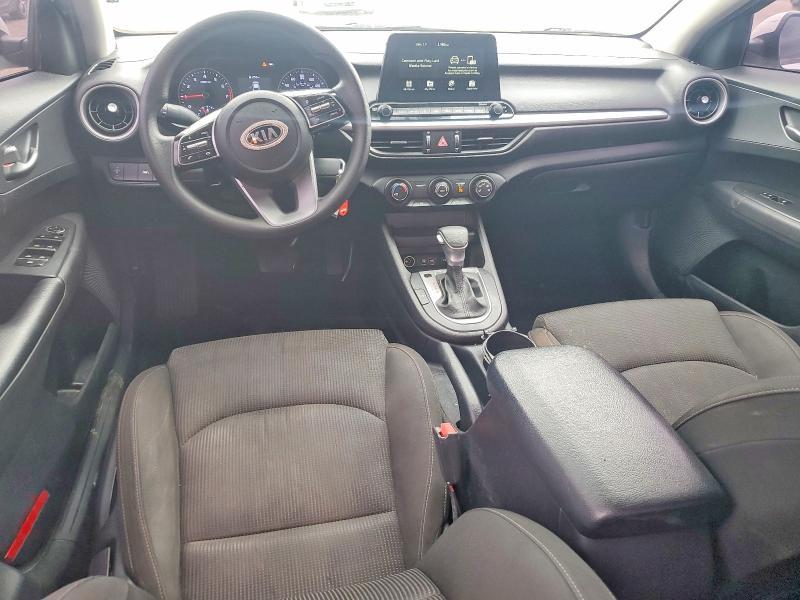 2021 KIA Forte fe