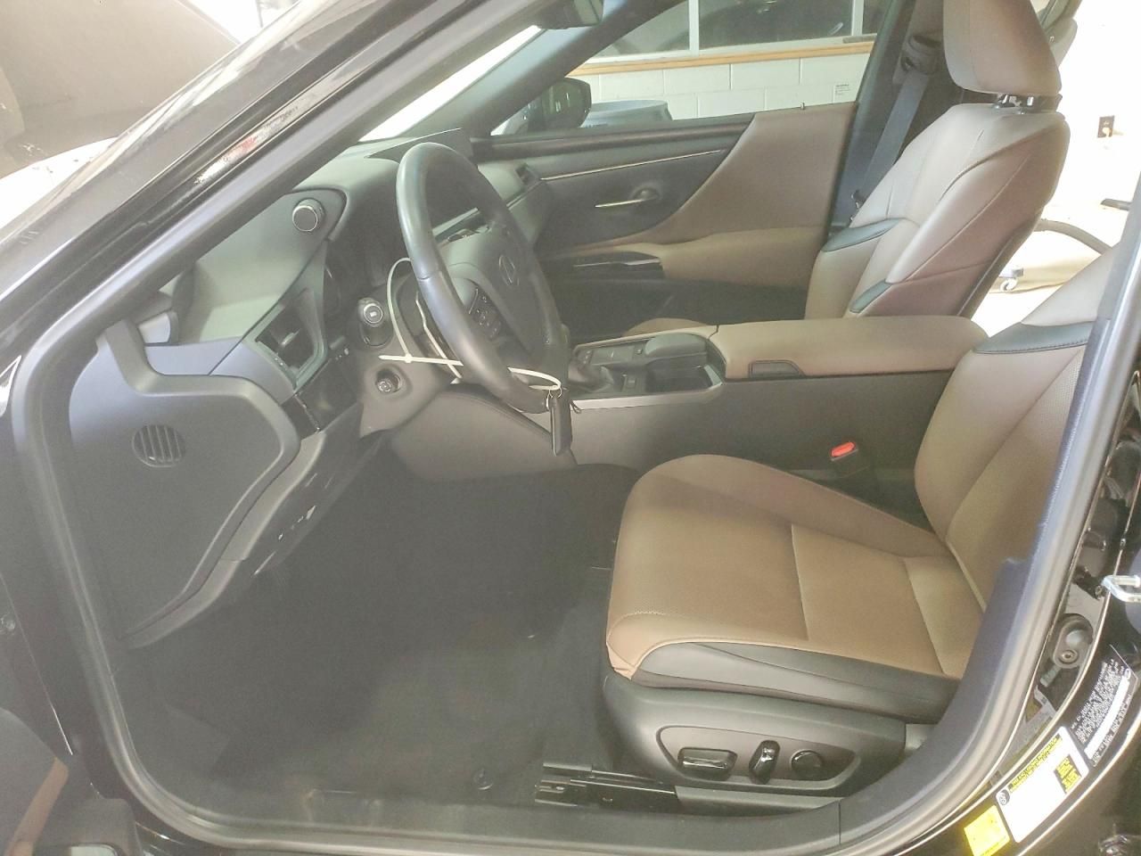 2022 Lexus Es 350 Base