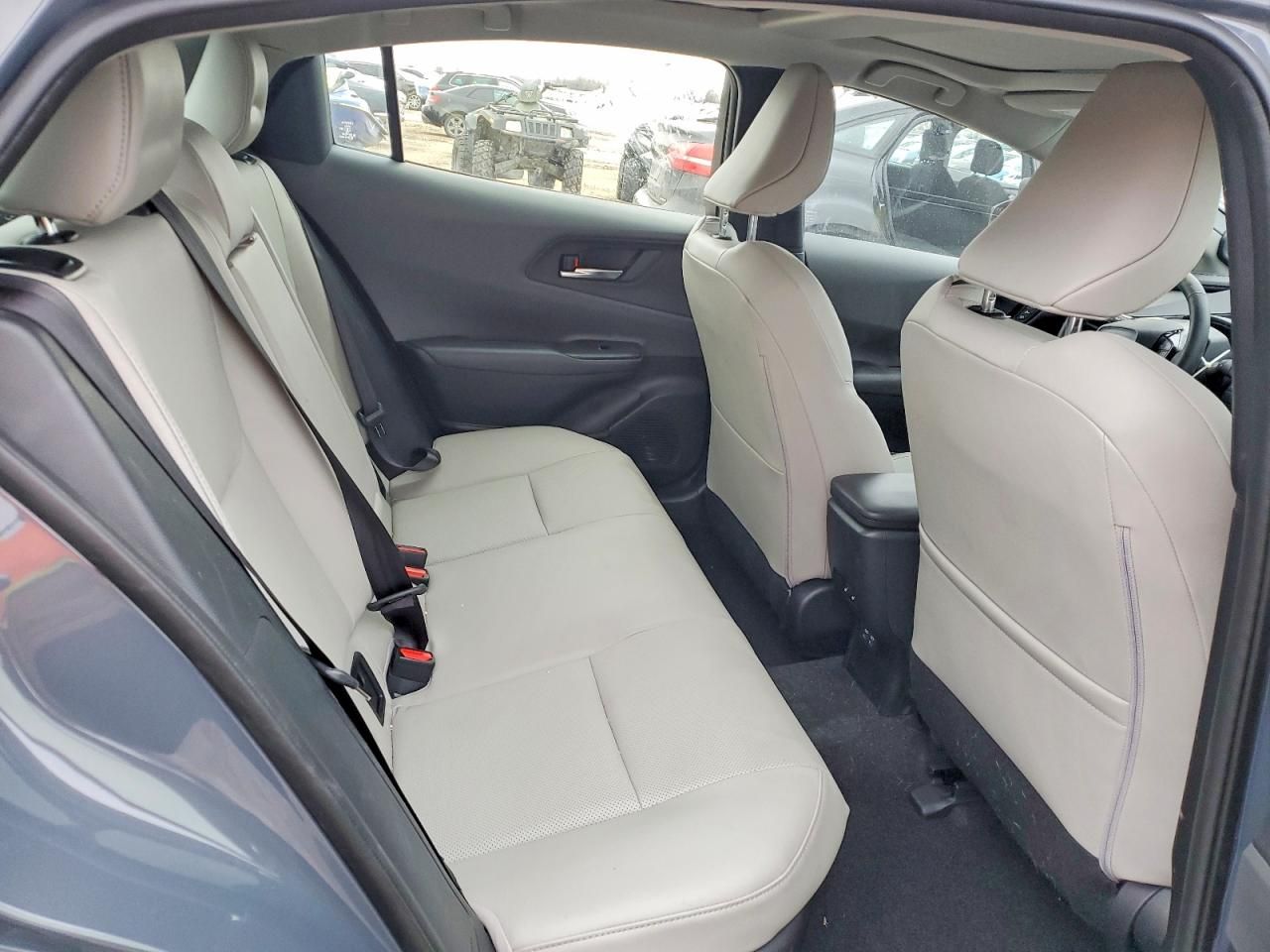 2025 Toyota Prius le