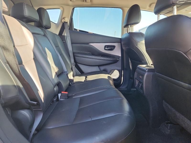 2023 Nissan Murano sv