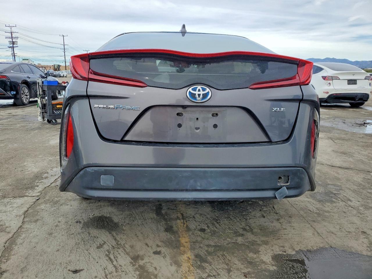 2021 Toyota Prius Prime le