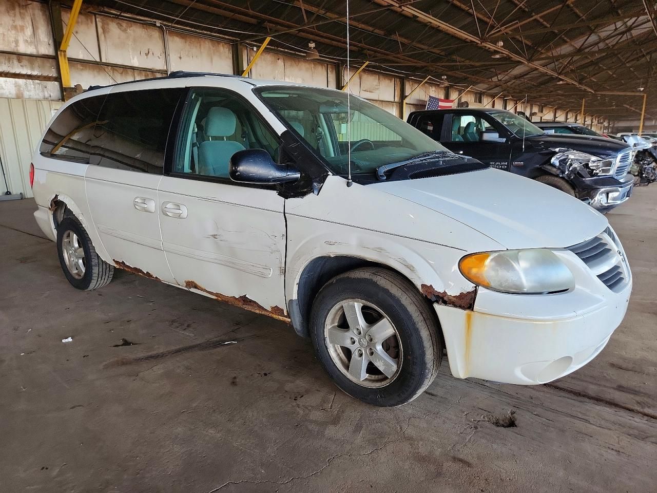 2006 Dodge Grand Caravan sxt