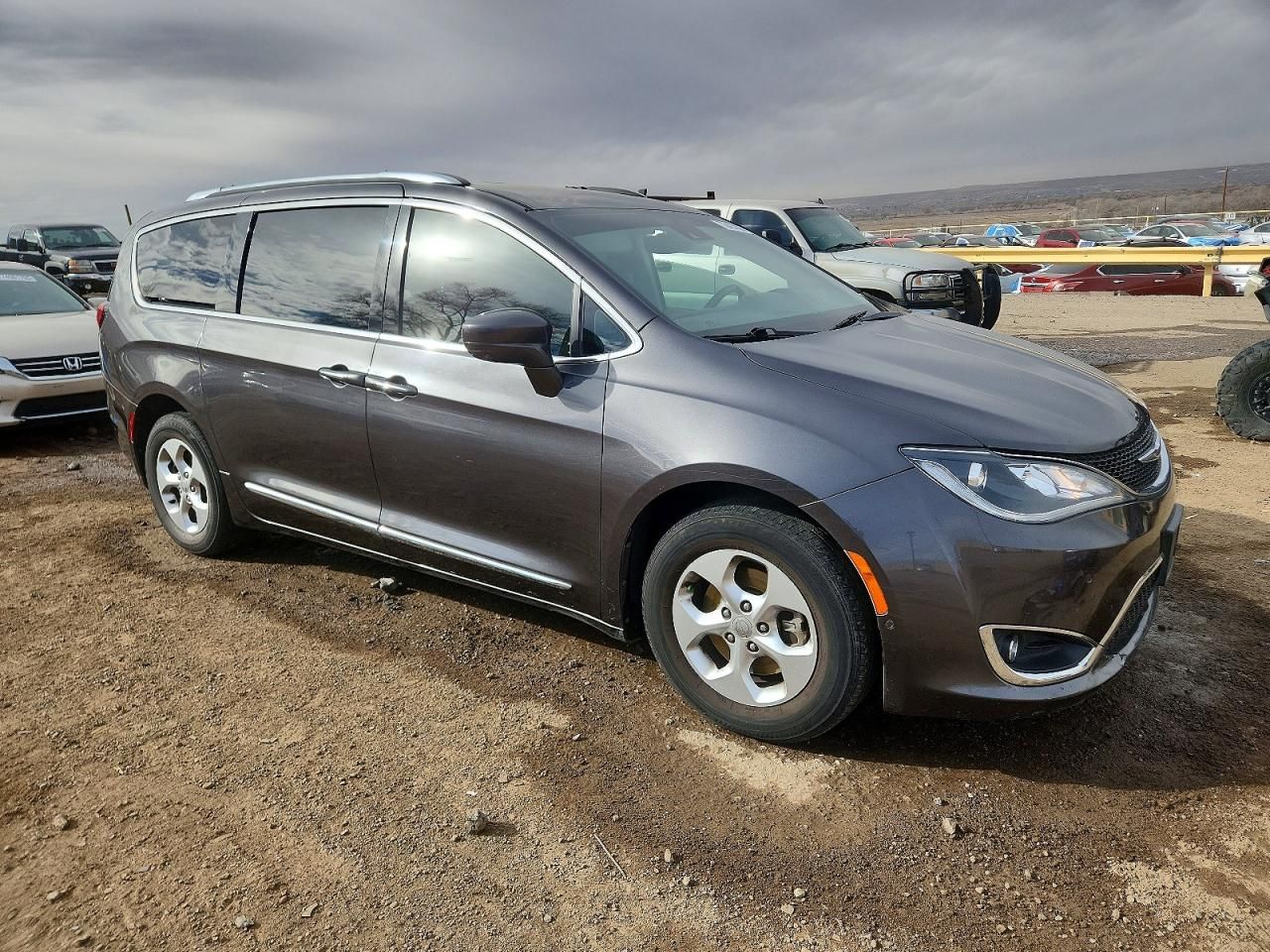 2017 Chrysler Pacifica Touring l Plus