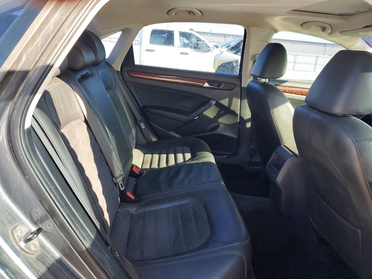 2012 Volkswagen Passat sel