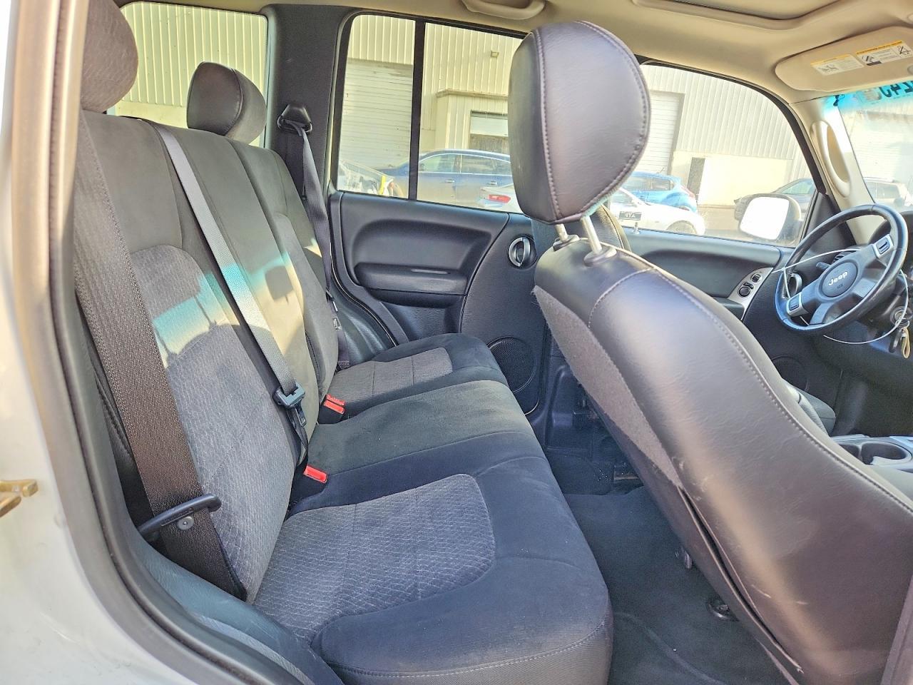 2004 Jeep Liberty Limited