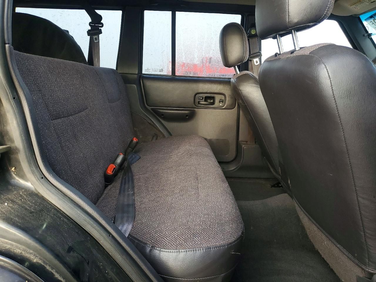 2000 Jeep Cherokee Classic