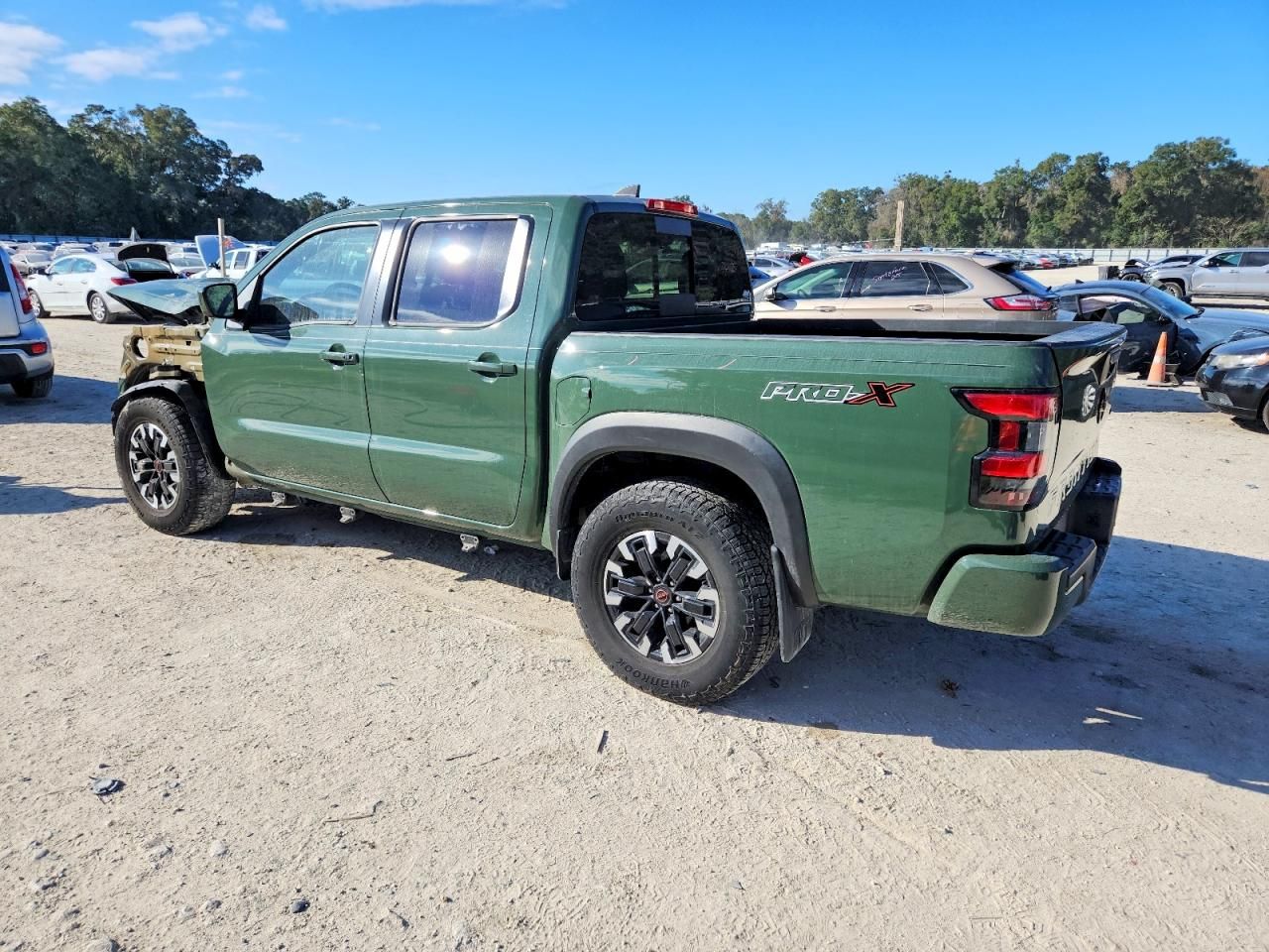 2023 Nissan Frontier s