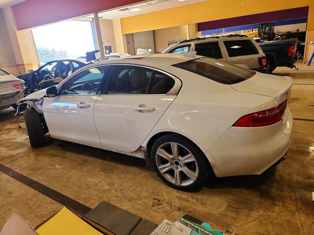 2018 Jaguar Xe Prestige