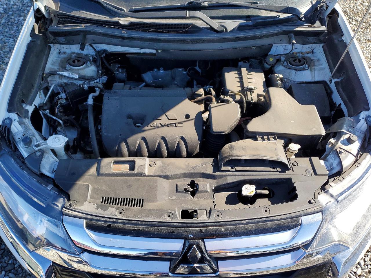 2018 Mitsubishi Outlander se