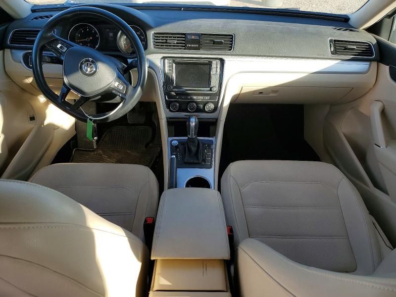 2019 Volkswagen Passat Wolfsburg