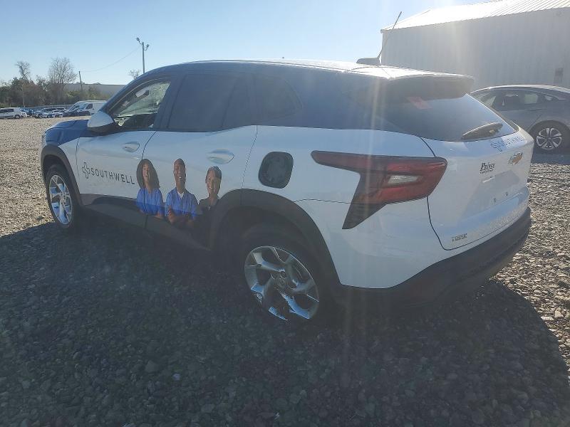 2025 Chevrolet Trax ls