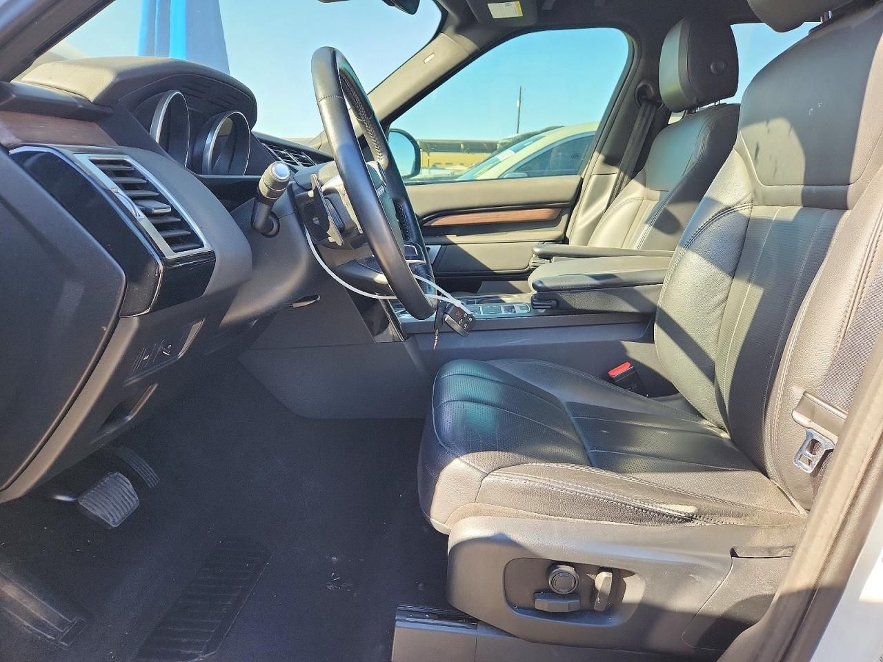 2017 Land Rover Discovery se