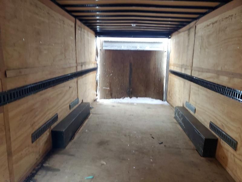 2017 United UXT-8.524TA70 Enclosed Cargo Trailer