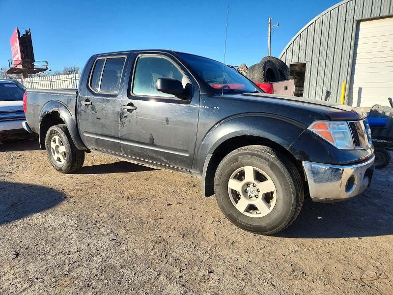 2005 Nissan Frontier Crew cab le